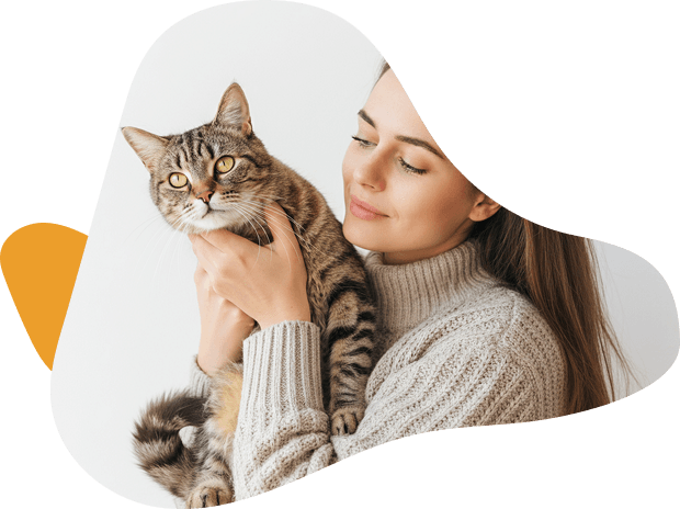 Donna con il suo gatto